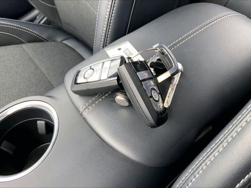 Used 2024 Ford Mustang Coupe image 24