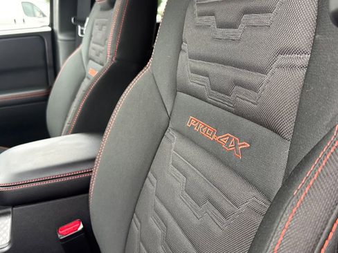 Certified 2025 Nissan Frontier PRO-4X image 35