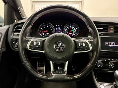 Used 2017 Volkswagen GTI SE FWD image 22