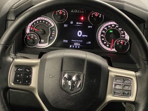 Used 2017 RAM 1500 Laramie image 17