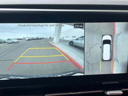 Used 2024 Kia Carnival SX FWD image 21