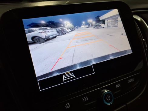 Used 2024 Chevrolet Malibu LT FWD image 13