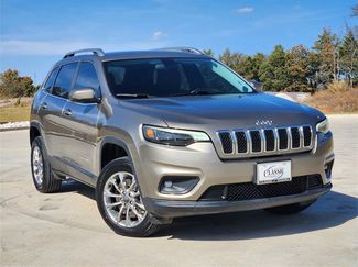 Used 2019 Jeep Cherokee Latitude Plus video 1
