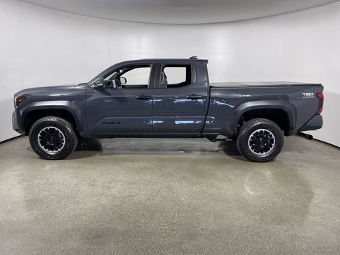 Certified 2024 Toyota Tacoma TRD Off-Road w/ TRD Off Road Upgrade Package AWD/4WD image 6