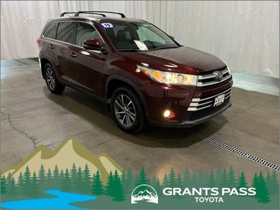 Certified 2019 Toyota Highlander XLE