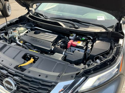 Used 2023 Nissan Rogue SV image 23