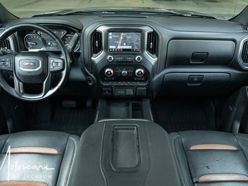 Used 2019 GMC Sierra 1500 AT4 w/ AT4 Premium Package AWD/4WD image 8