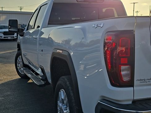 Used 2024 GMC Sierra 3500 SLE w/ SLE Value Package image 57