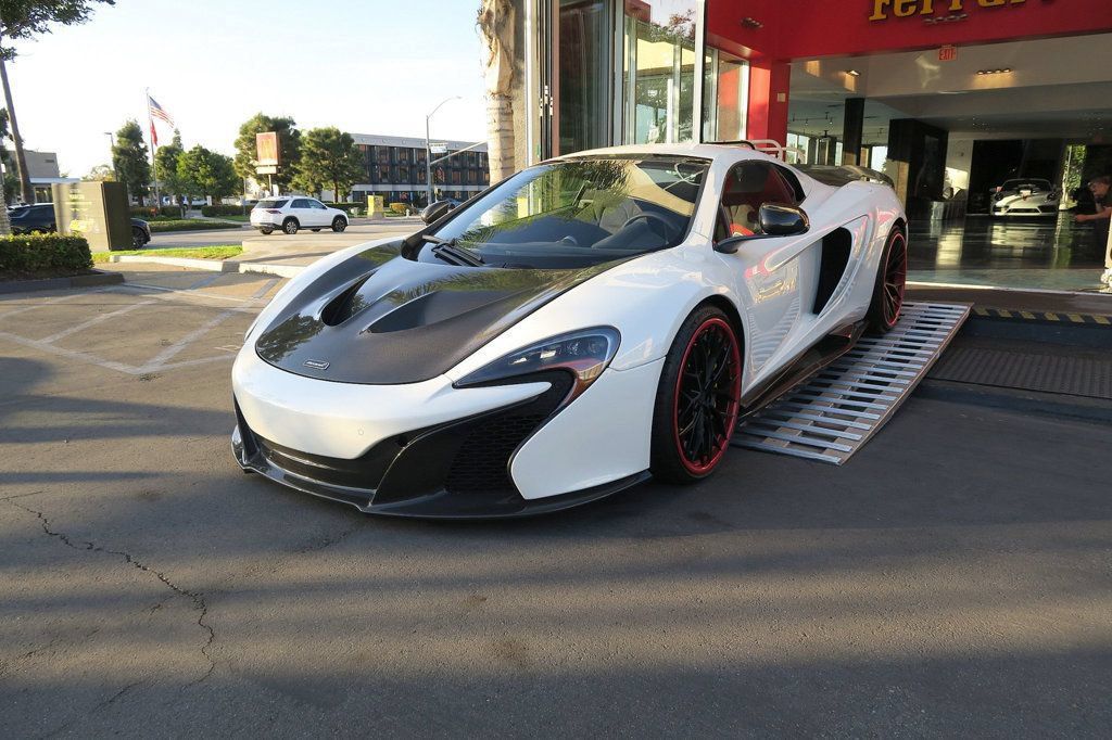 Used 2015 McLaren 650S Spider RWD image 2