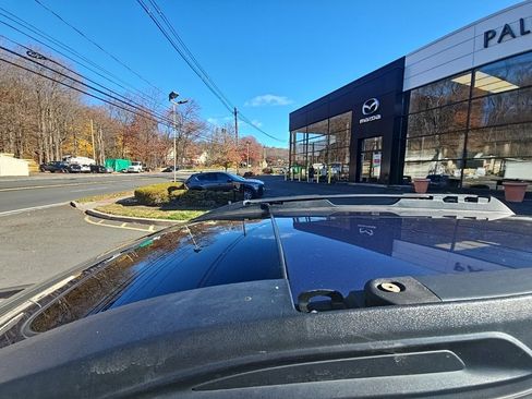 Used 2017 Subaru Outback 3.6R Limited image 12