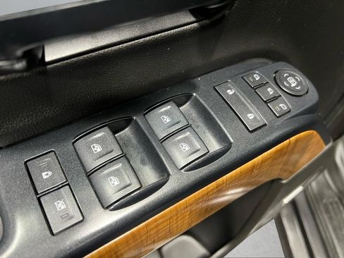 Used 2014 GMC Sierra 1500 SLT w/ SLT Preferred Package image 35