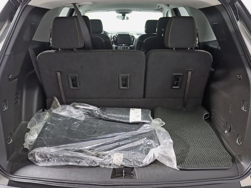 Used 2018 Chevrolet Traverse LT image 33