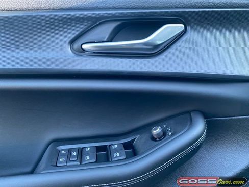 New 2025 Jeep Grand Cherokee Laredo X w/ Luxury Tech Group I image 24