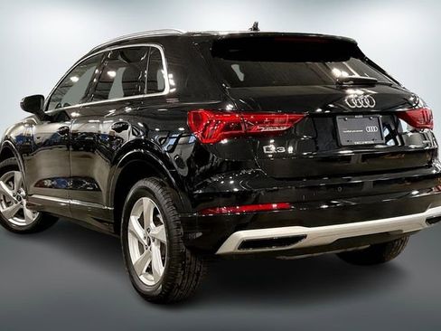 Certified 2022 Audi Q3 2.0T Premium image 12