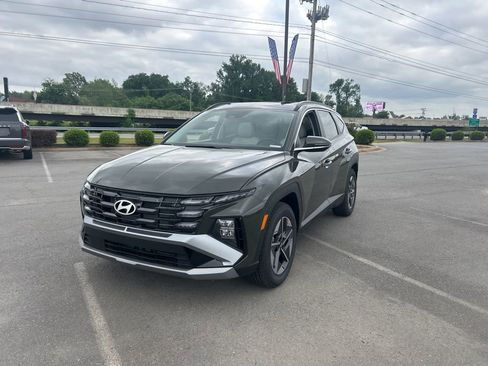 New 2026 Hyundai Tucson SEL FWD image 3