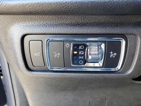 New 2025 Lincoln Corsair Reserve image 14