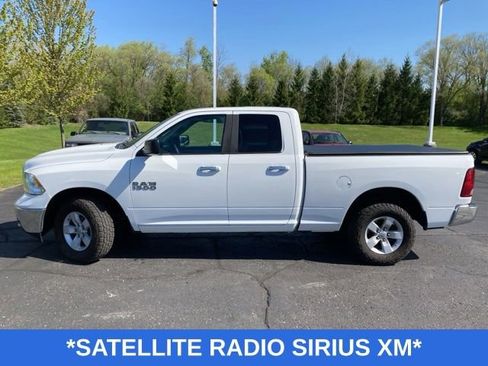 Used 2017 RAM 1500 Classic SLT AWD/4WD image 9