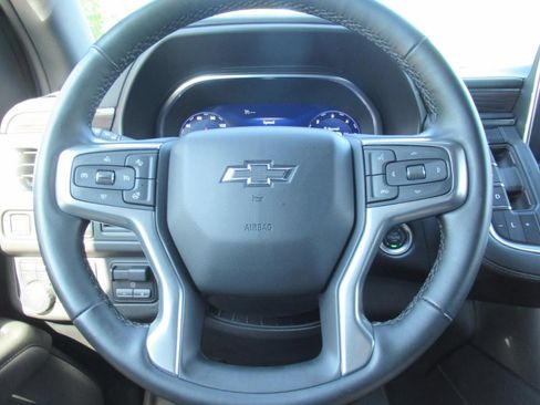 Used 2024 Chevrolet Tahoe Z71 w/ Luxury Package AWD/4WD image 23