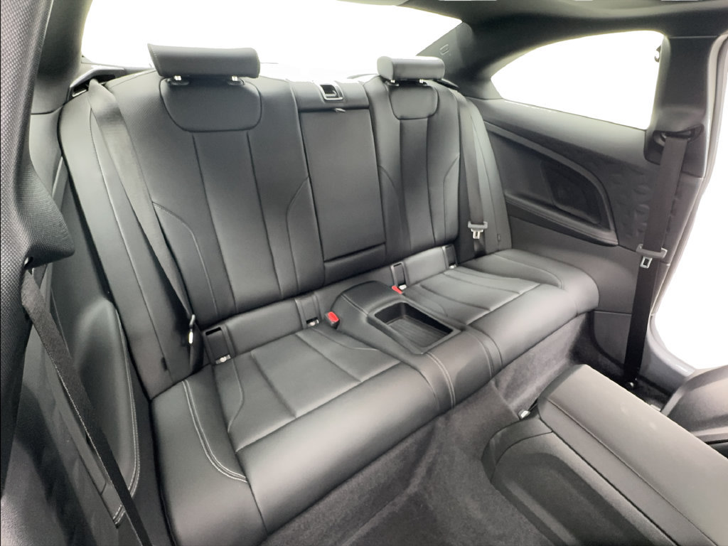 Used 2026 BMW 230i Coupe RWD image 23
