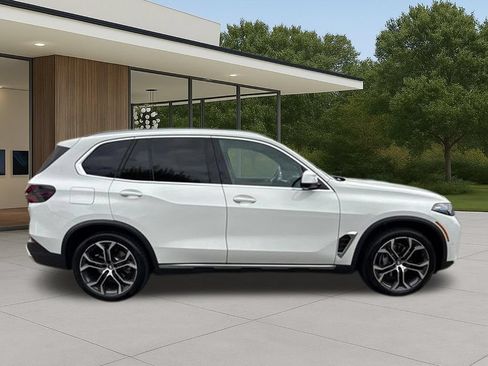 Used 2026 BMW X5 xDrive40i w/ Premium Package AWD/4WD image 7