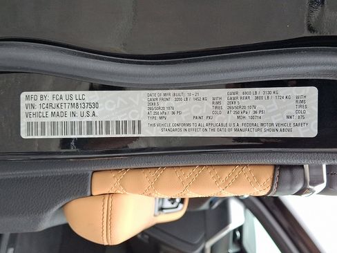 Used 2021 Jeep Grand Cherokee L Summit w/ Advanced Protech Group IV image 29