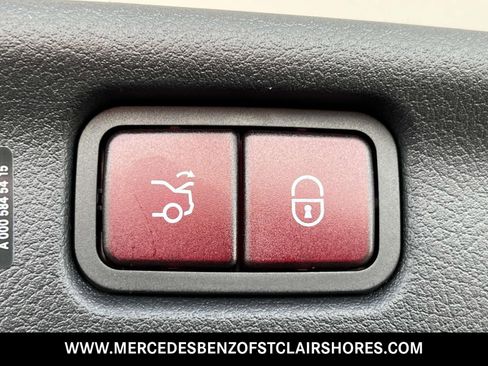 New 2025 Mercedes-Benz C 300 4MATIC Sedan image 14