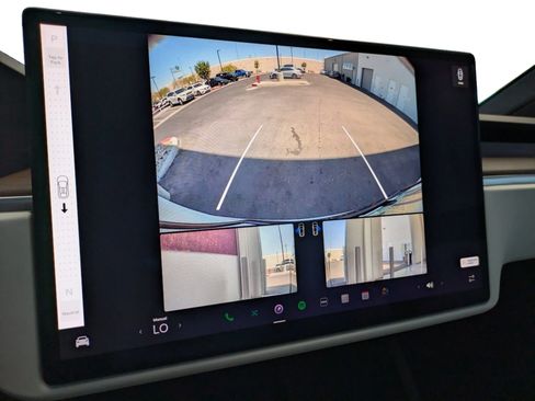 Used 2023 Tesla Model X AWD/4WD image 14