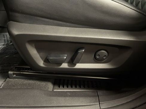 Used 2023 Mitsubishi Outlander SEL Black Edition image 27