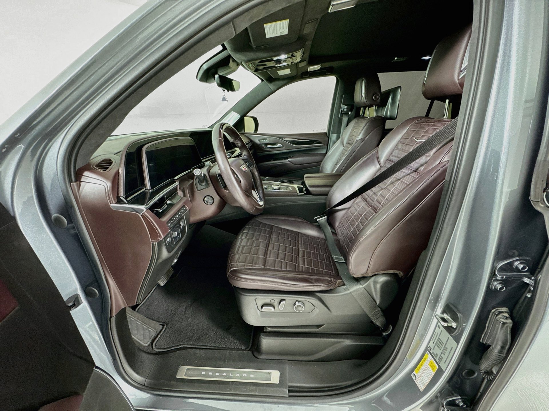 Used 2022 Cadillac Escalade Sport Platinum AWD/4WD image 22