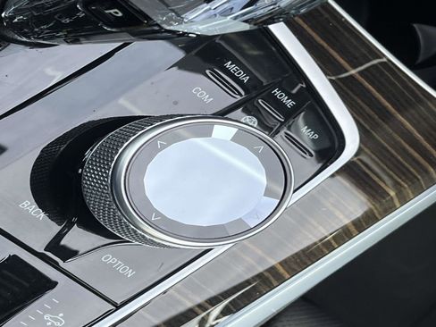 Used 2023 BMW X5 xDrive45e w/ Executive Package image 33