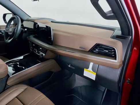 New 2026 Chevrolet Tahoe High Country w/ Sun And Tow Package AWD/4WD image 27