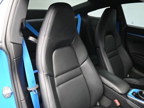 Certified 2022 Porsche 911 Carrera w/ Sport Chrono Package image 11