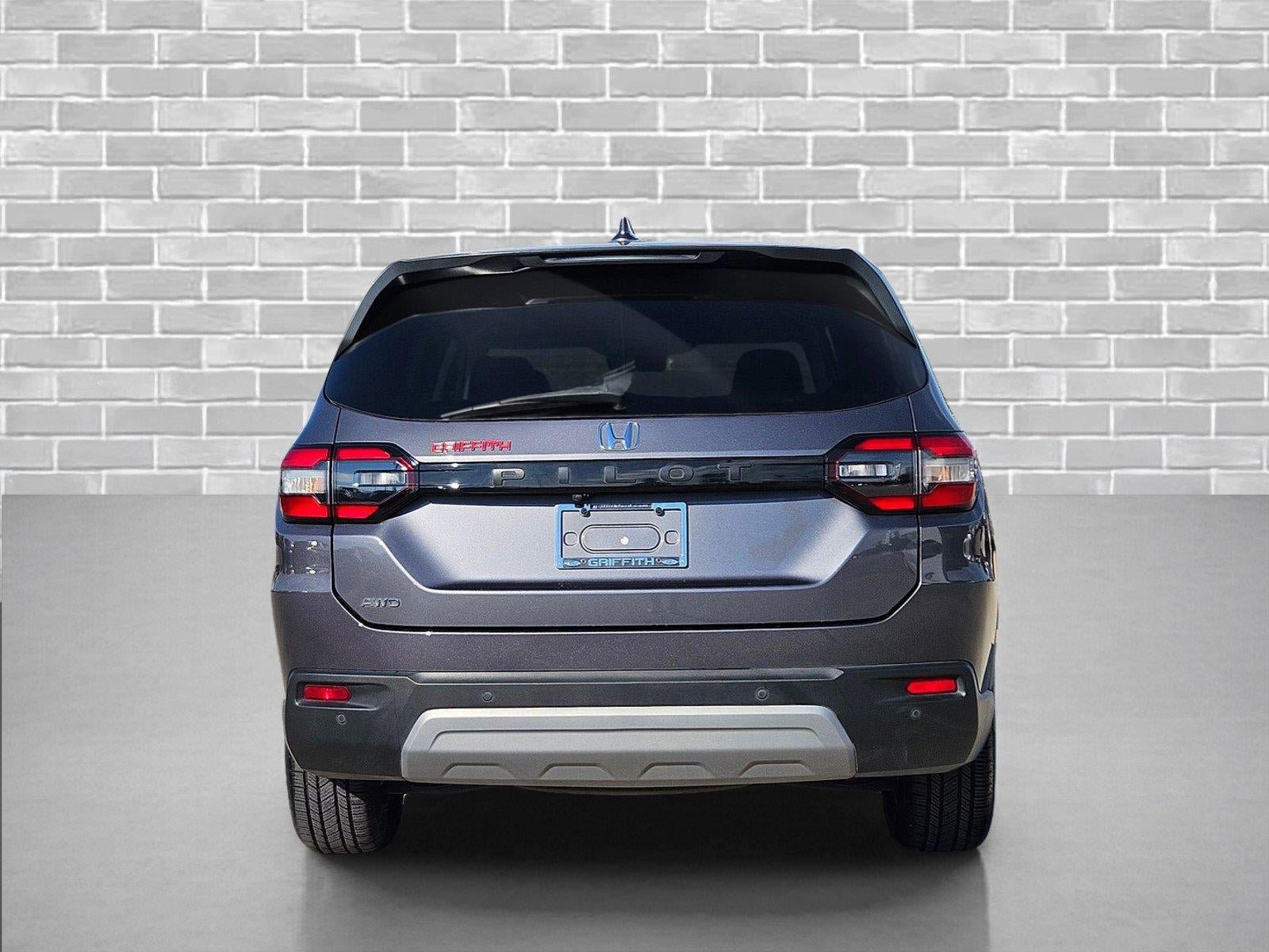 Used 2025 Honda Pilot EX-L image 6