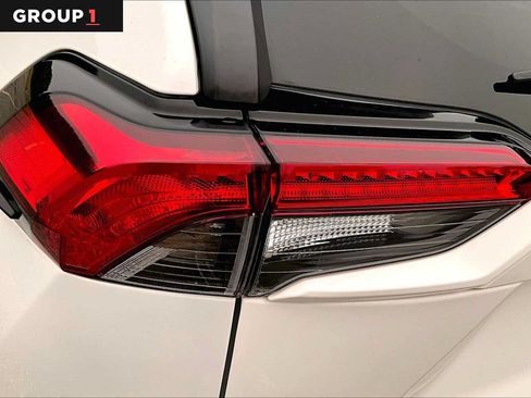 Certified 2025 Toyota RAV4 XLE AWD/4WD image 28