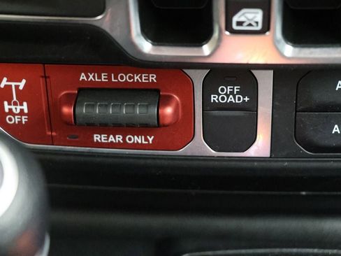 Used 2024 Jeep Wrangler Willys image 26