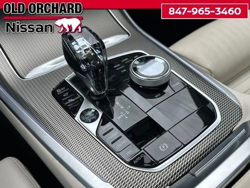 Used 2022 BMW X5 xDrive40i AWD/4WD image 18