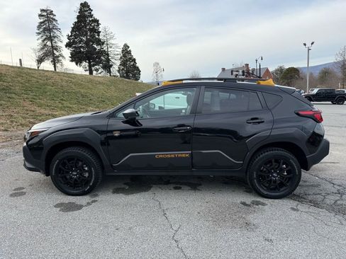 Used 2024 Subaru Crosstrek 2.5i Wilderness w/ Crosstrek Mirror Package image 8