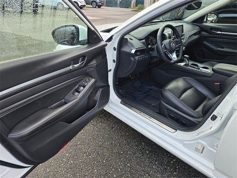 Used 2019 Nissan Altima 2.5 Platinum image 17