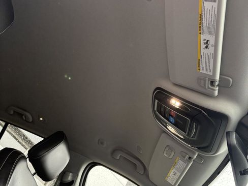 Used 2023 Jeep Grand Cherokee Limited w/ Trailer Tow Prep Group (B) AWD/4WD image 23