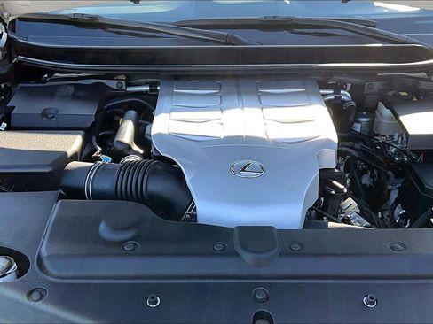 Used 2020 Lexus GX 460 Luxury w/ Off Road Package image 32