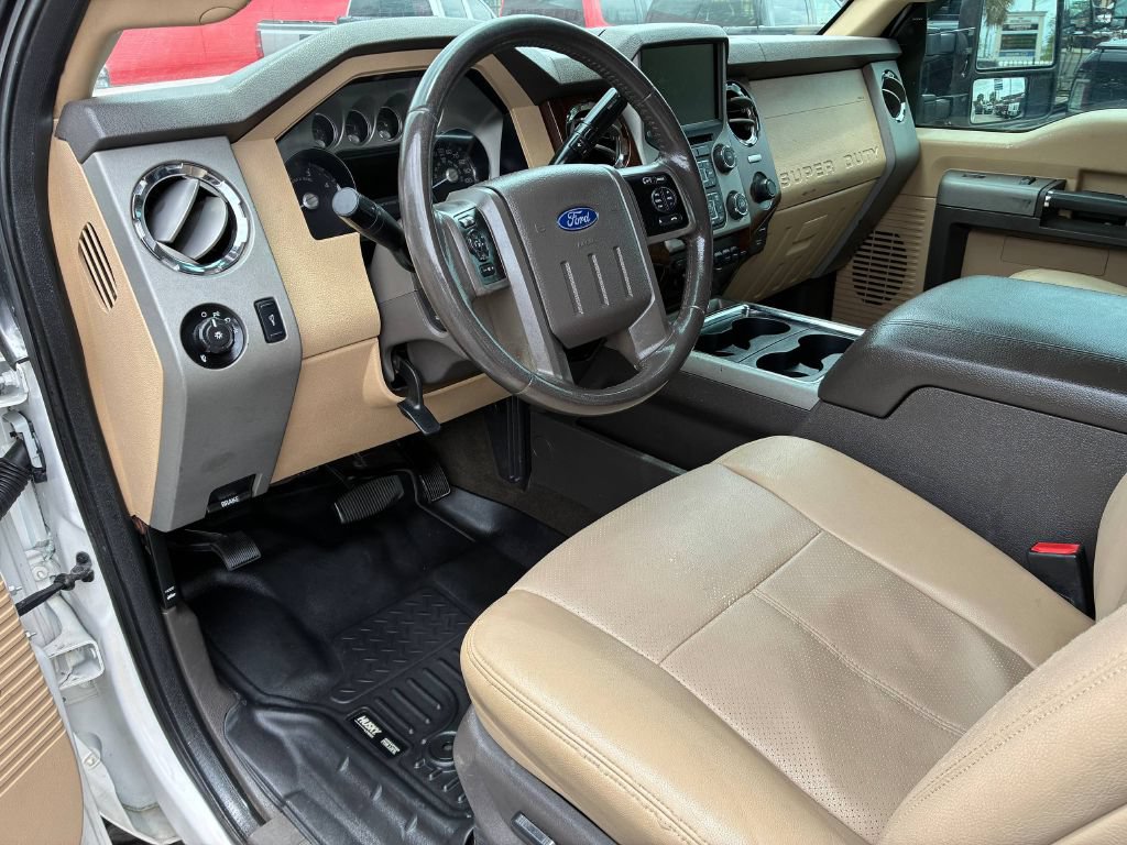 Used 2016 Ford F250 Lariat w/ Lariat Ultimate Package AWD/4WD image 10