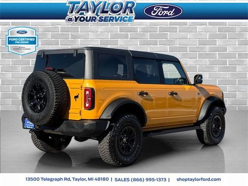 Certified 2022 Ford Bronco Wildtrak image 3