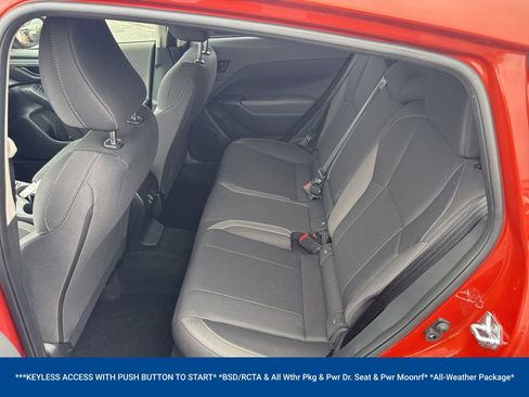 Used 2025 Subaru Crosstrek 2.0i Premium AWD/4WD image 11