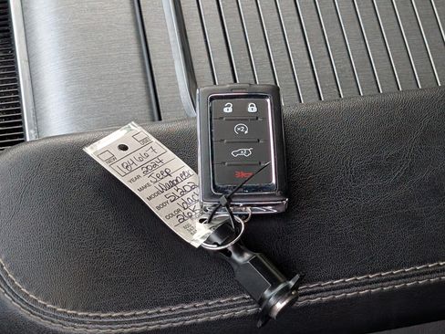 Used 2024 Jeep Wagoneer Series II w/ Convenience Group I RWD image 41