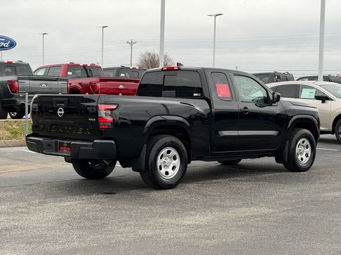 Used 2025 Nissan Frontier S image 5