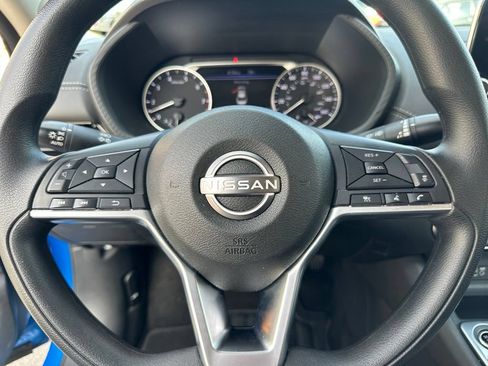 Used 2025 Nissan Sentra SV FWD image 22