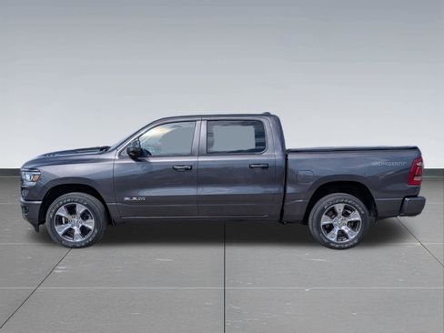 Used 2023 RAM 1500 Laramie AWD/4WD image 2