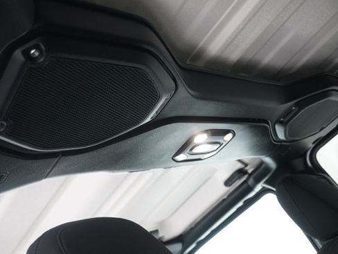 Used 2020 Jeep Wrangler Unlimited Sport AWD/4WD image 17