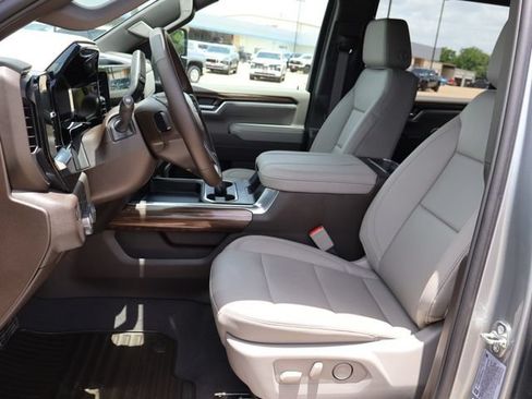 New 2026 Chevrolet Silverado 3500 LT w/ All Star Edition AWD/4WD image 18