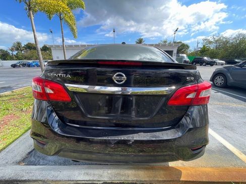 Used 2017 Nissan Sentra SR w/ SR Midnight Edition image 4